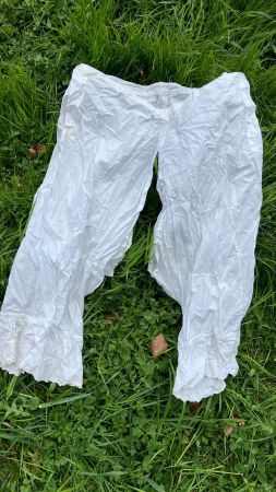 vêtement ancien culotte fendue Höschen Unterwäsche brodé