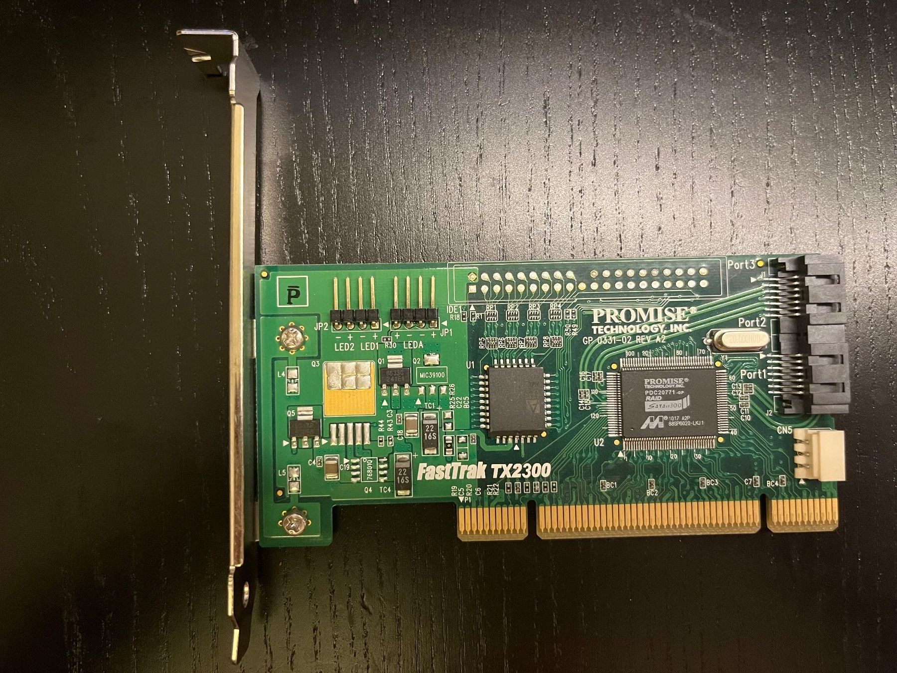 Composants électroniques: Promise FastTrak TX2300 SATA controller – D'occasion à Lausanne par val-sav