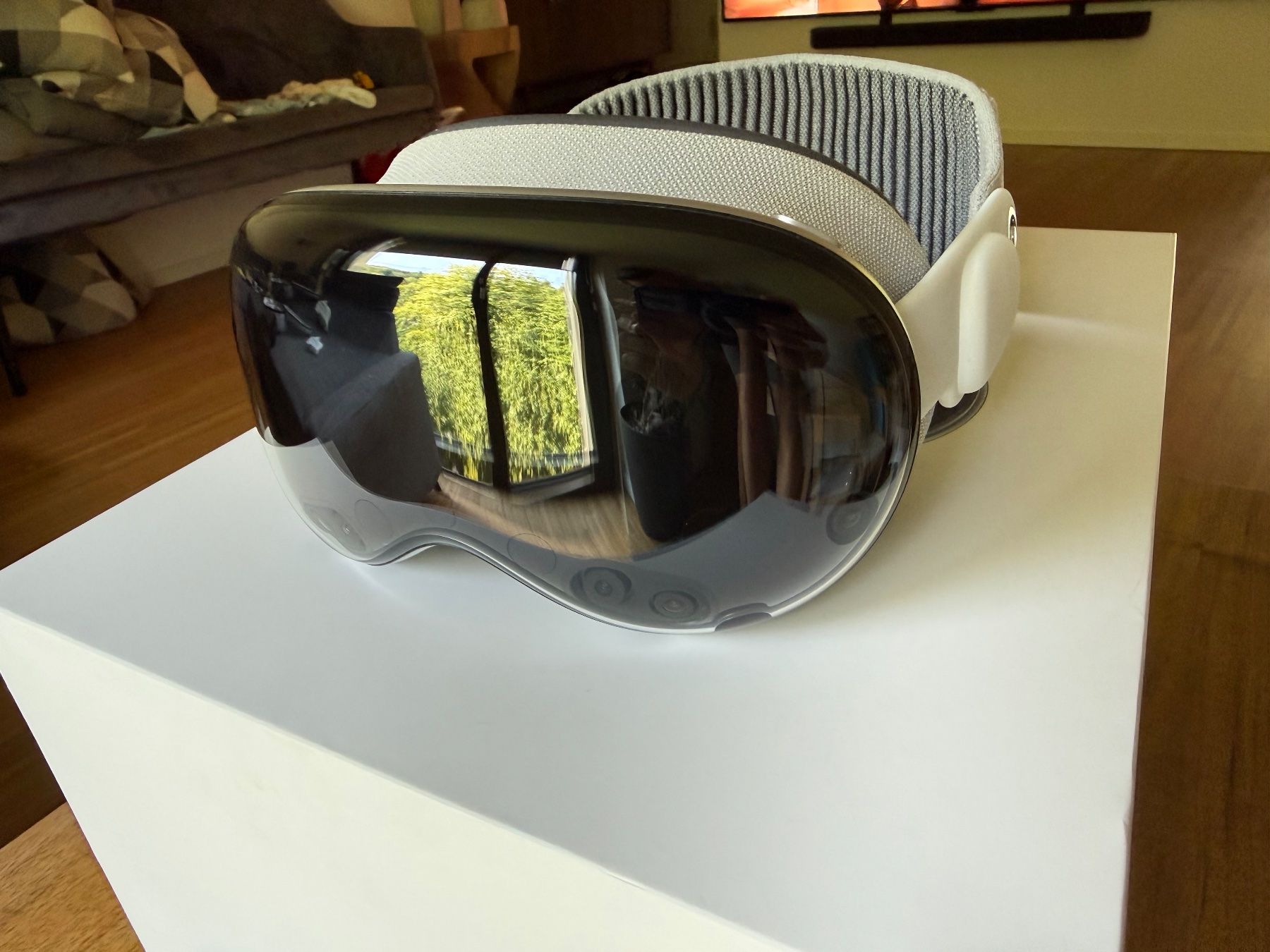 Apple VR Brille: Apple Vision Pro – Gebraucht aus Zürich von knator