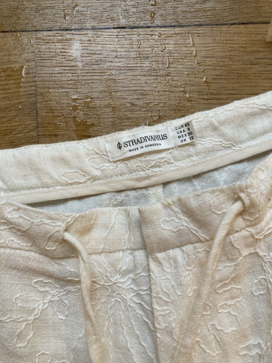 Stradivarius Pantaloni: Sommerhose 40 – Usato da Basel venduto da nom_7pmq 1