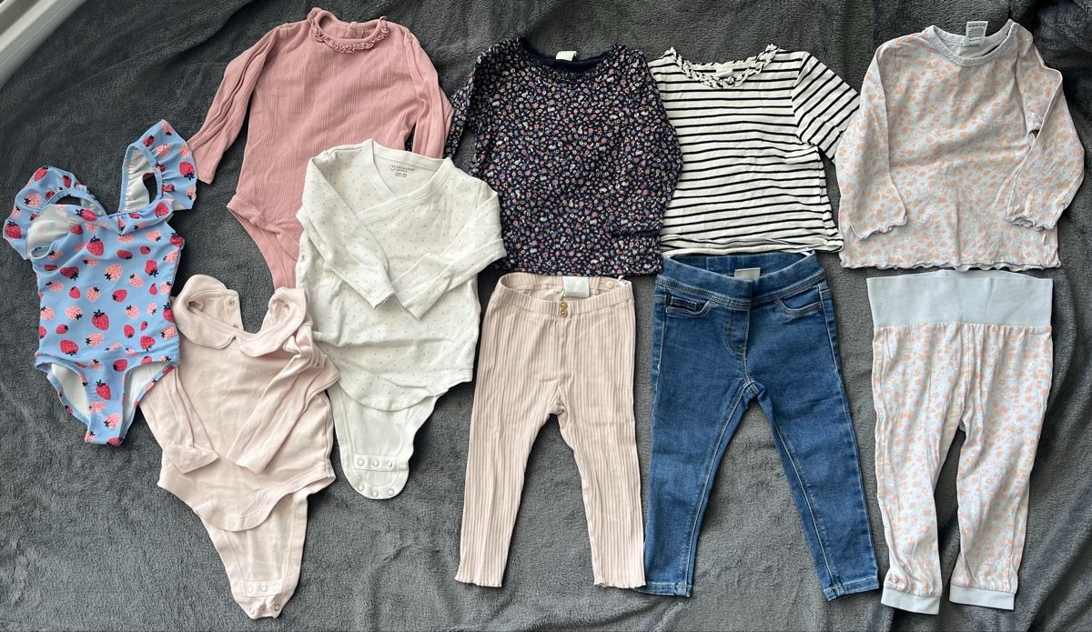 Lotti & Set di vestiti: Kleiderpaket 86-92 Mädchen – Usato da Root venduto da Kametaro