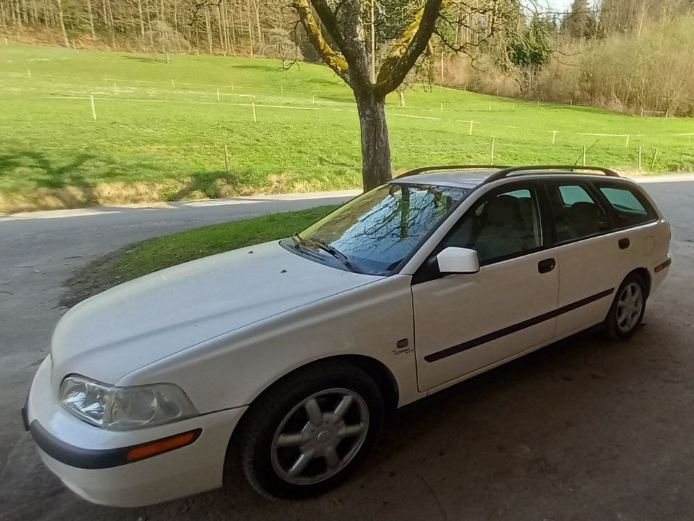 Auto Volvo V40 Personenwagen