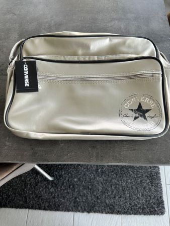 Converse Umhängetasche / Shoulder Bag silbergrau