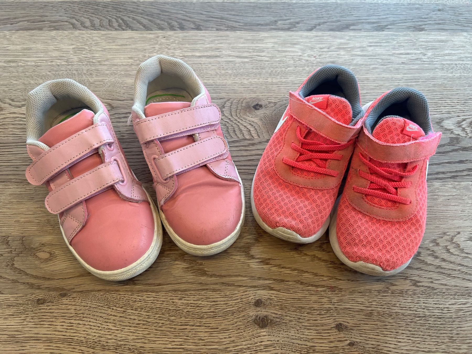 Scarpe per ragazze: Turnschuhe zum Austragen – Usato da Trachslau venduto da Daroli_2 1