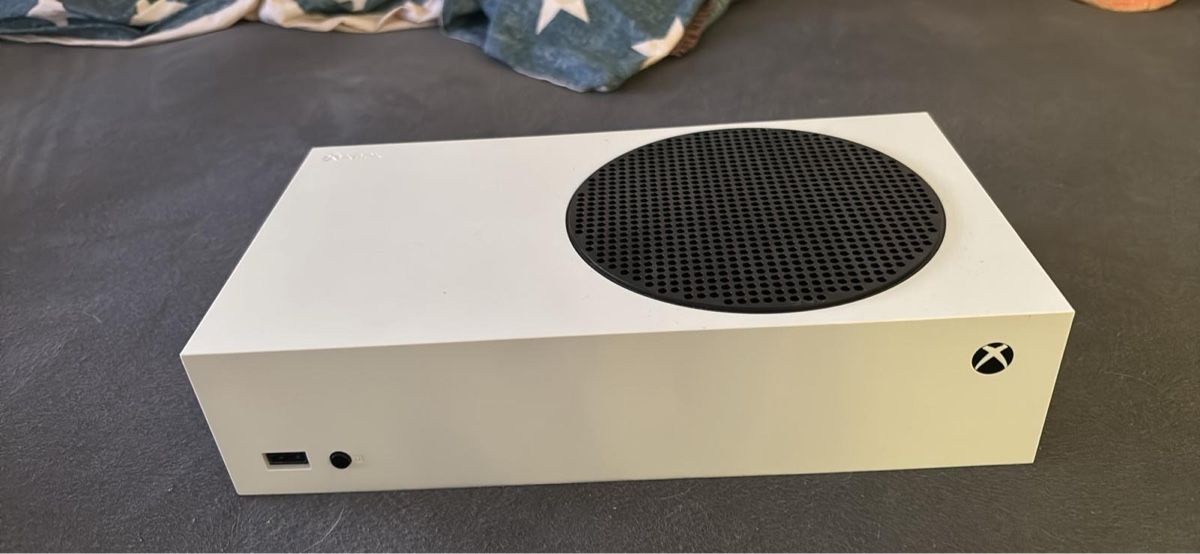 Console: Xbox Series S - Top Zustand - Inklusive Controller! – Nuovo (secondo la descrizione) da Wetzikon ZH venduto da Sammer79