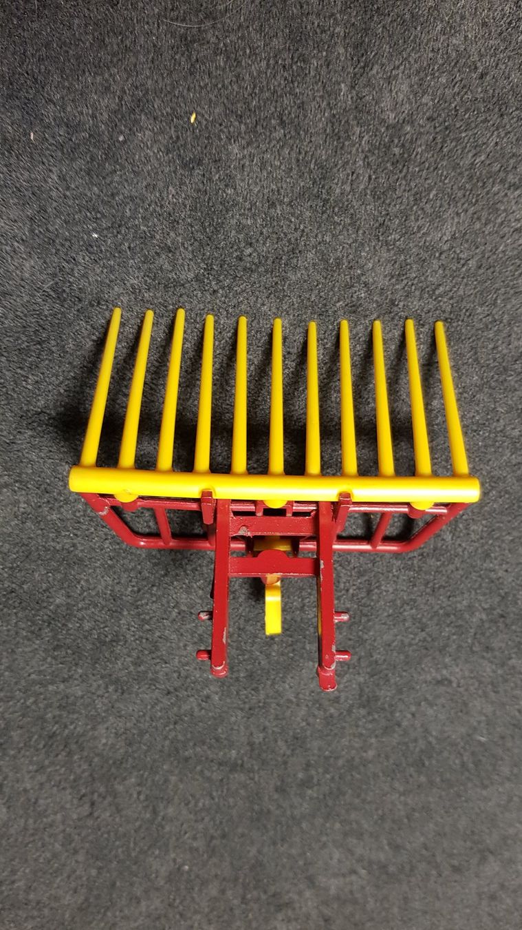 Britains Modellautos: Britains Farm Toy Buck Rake   1978 – Gebraucht aus Othmarsingen von  1