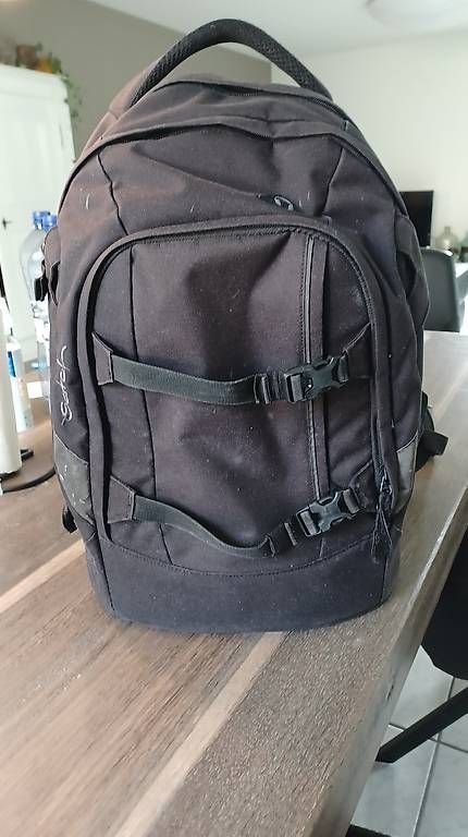 Satch Borse & Zaini: Satch Schulrucksack schwarz – Usato da Feusisberg venduto da due96 3
