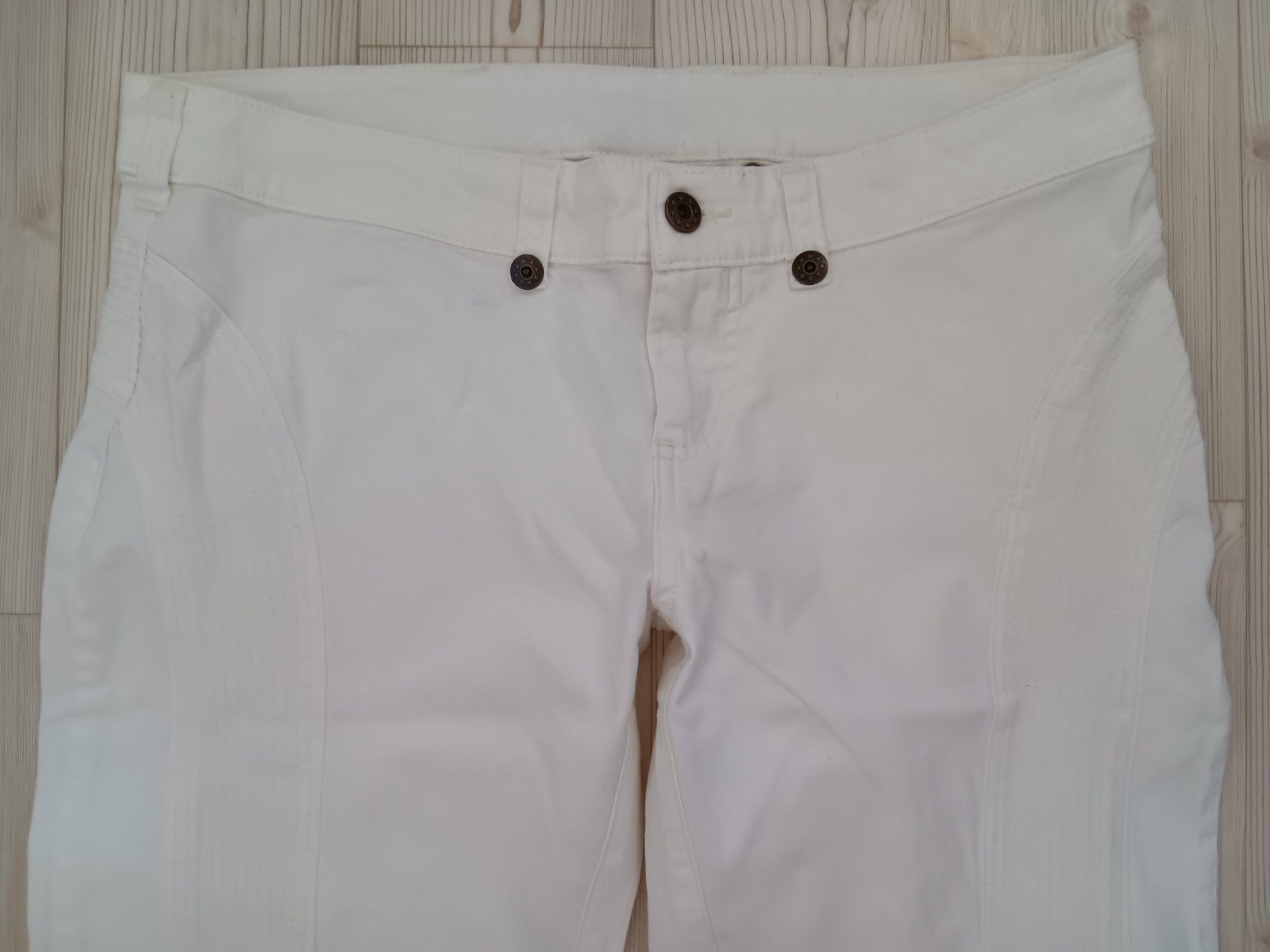 H&M Jeans: H&M Jeans taille / Grosse 42 – Usato da Cossonay-ville venduto da Super-Price-Quality 1