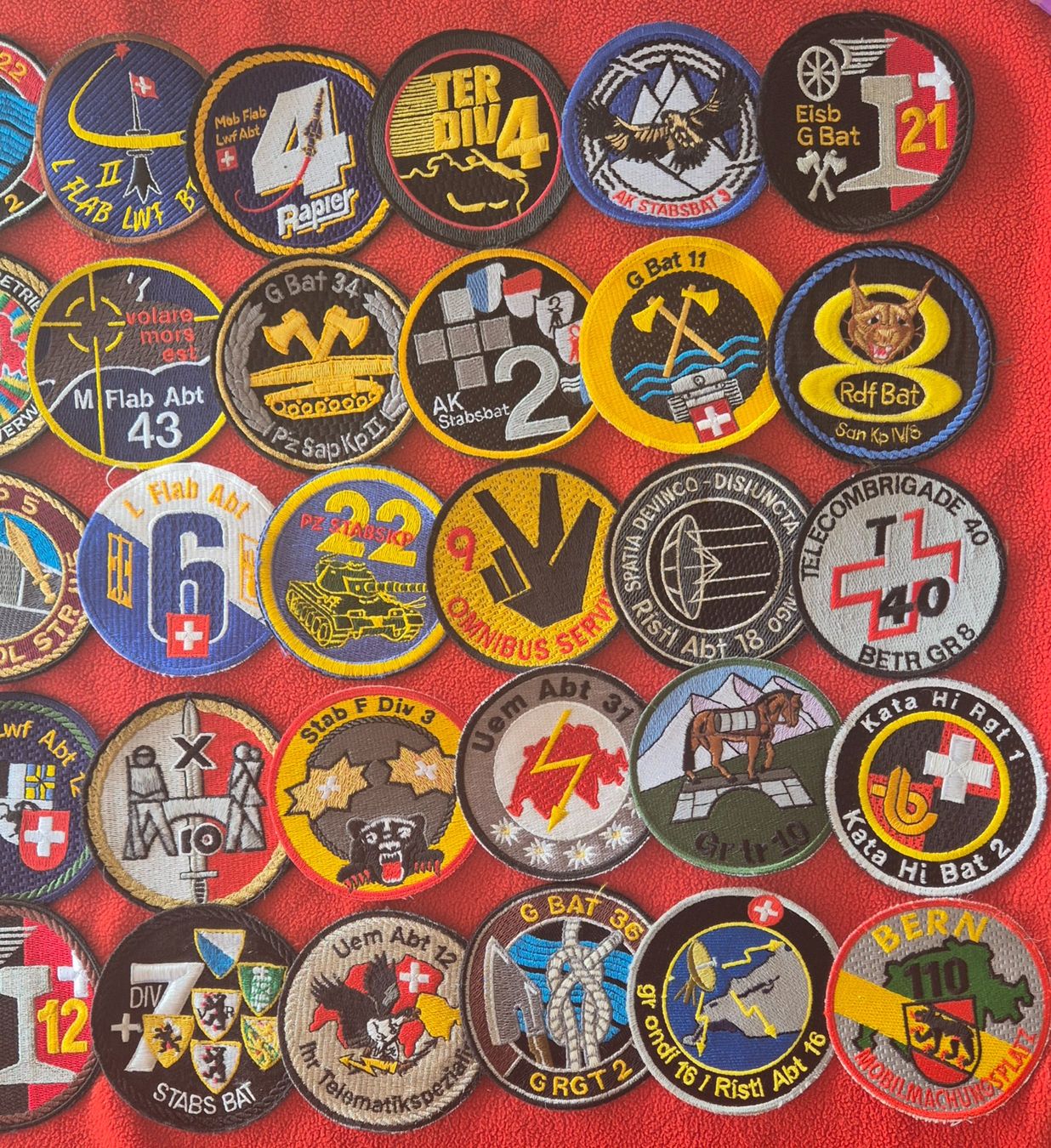 Schweizer Armee Placchette & Badge: Konvolut Verbandsabzeichen A95 – Usato da Dottikon venduto da Robawa 1