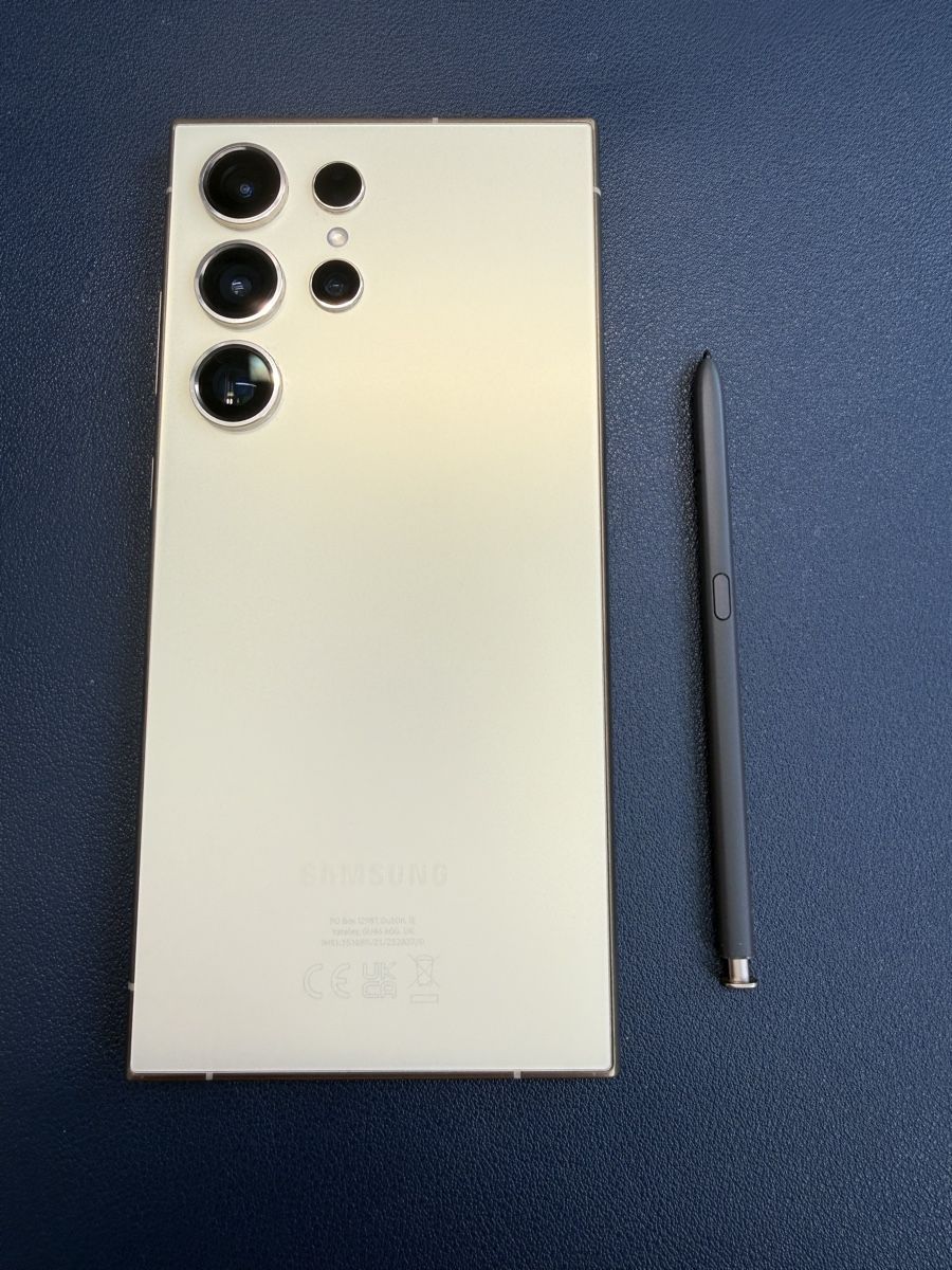 Samsung Telefoni cellulari / Smartphones: Samsung Galaxy S24 Ultra 256GB mit S Pen – Usato da Fischingen venduto da lauraschallert