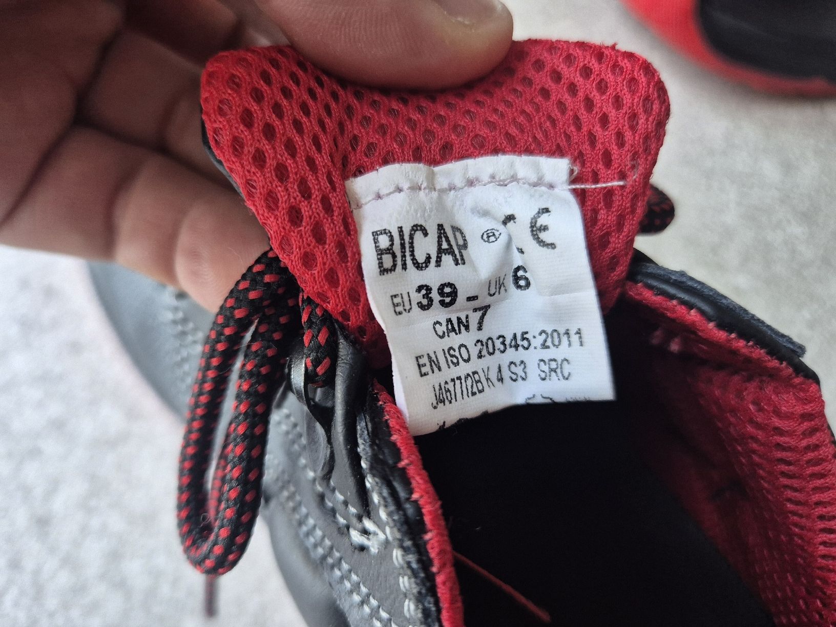 Herrenschuhe: Arbeitsschuhe schwarz/rot Grösse EU 39 neu – Neu (gemäss Beschreibung) aus Frauenfeld von Dragonheart 4