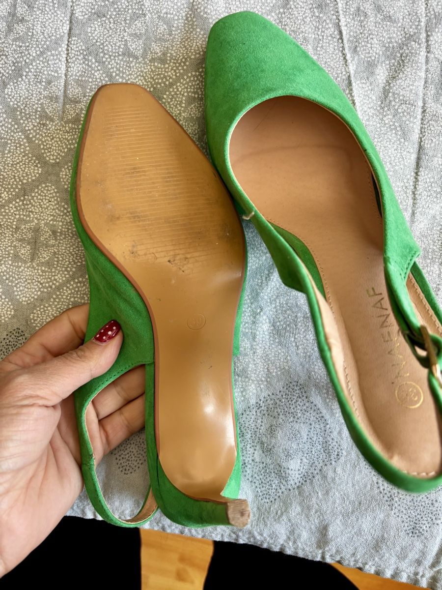 Scarpe da donna: Chaussures NafNaf 39  – Nuovo (secondo la descrizione) da Cressier NE venduto da ste_l7wm 1