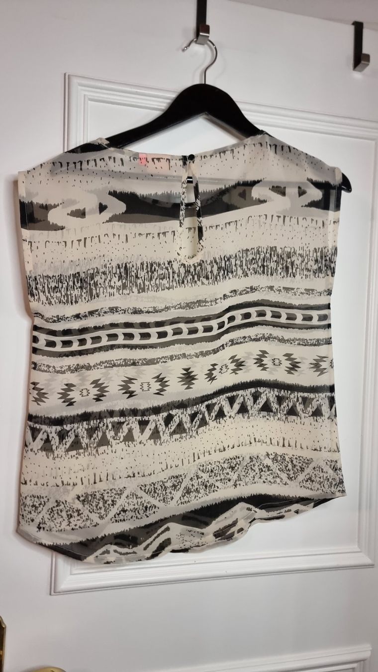 Only Camicette: ONLY Chiffon-Bluse Gr. 36 Muster Ethno Boho Sommer – Usato da Wald ZH venduto da CapLux 2