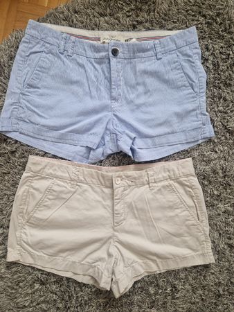 2 Stk. kurze Hosen/Shorts, Beige+Blau, Gr. 38, H&M/Esprit