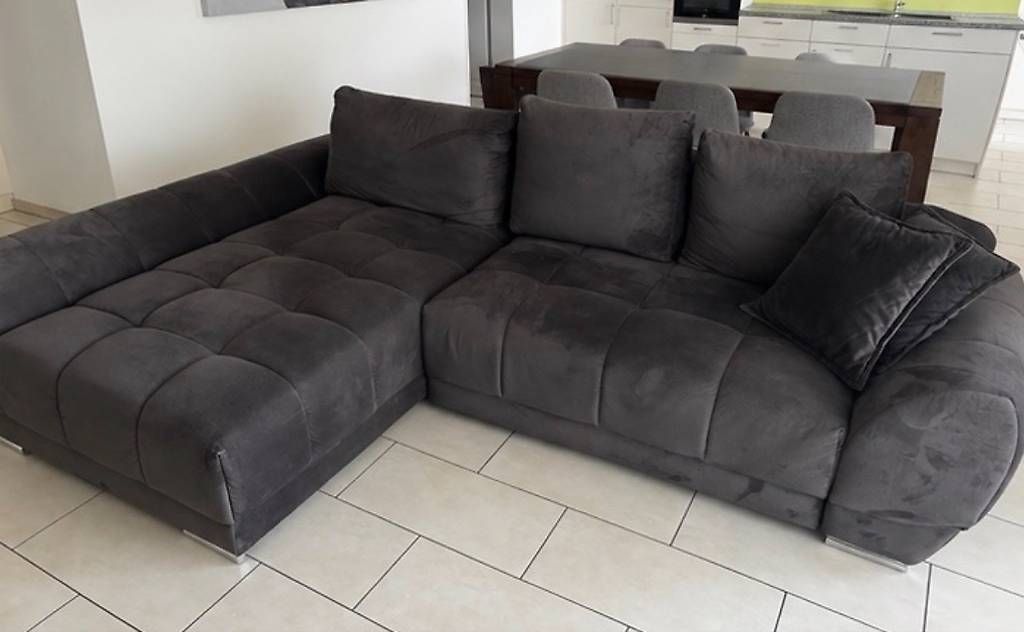 Sofas: Ecksofa Anthrazit mit Bettfunktion – D'occasion à Frick par Mic_18sco