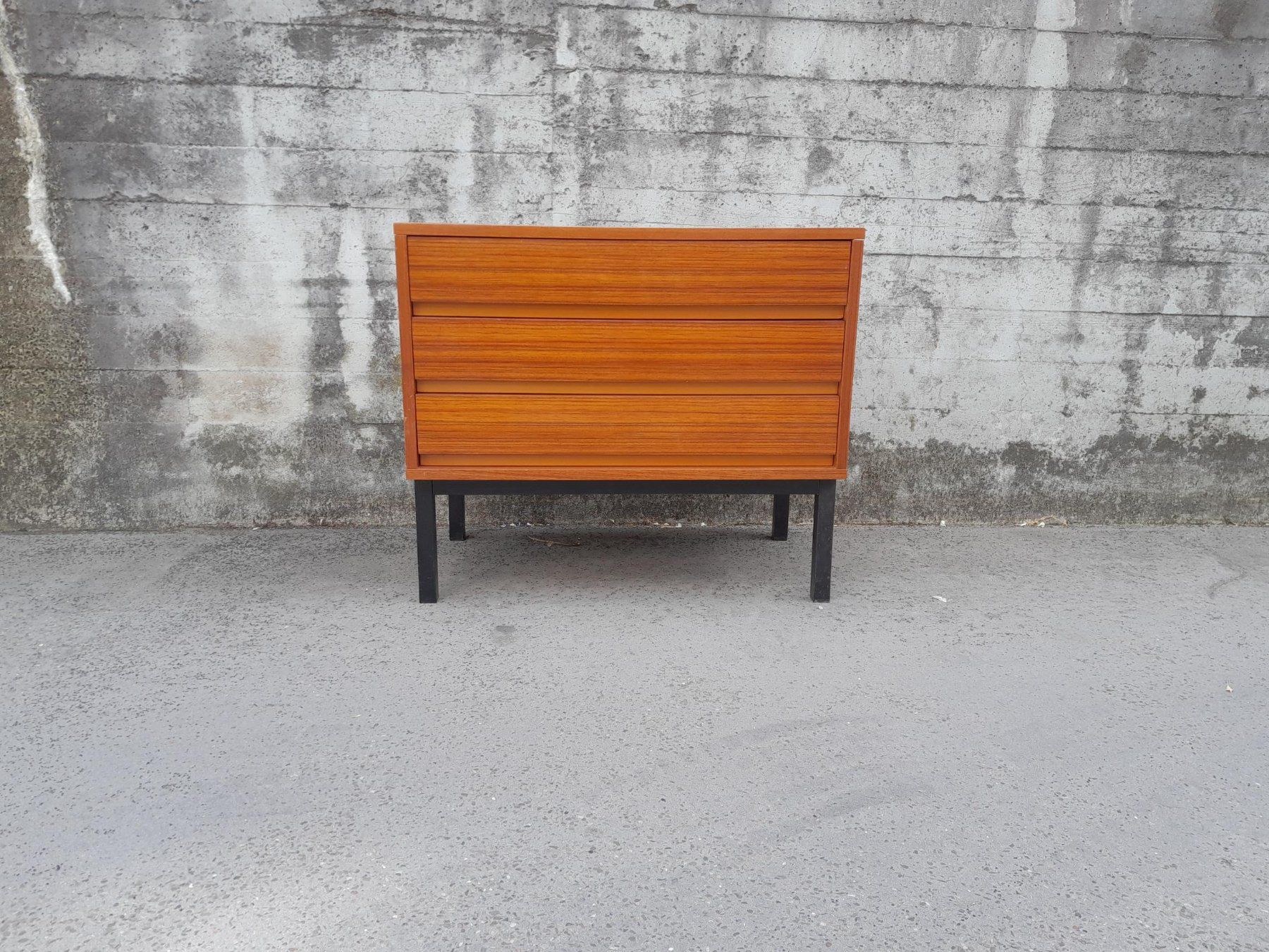 Cassettiere: Kleine Vintage Kommode / Sideboard / Nachttisch – Usato da Männedorf venduto da Bel-view 1