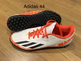 Fussballschuhe 44