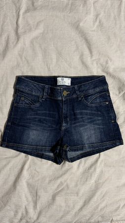 pull & bear denim shorts in 38