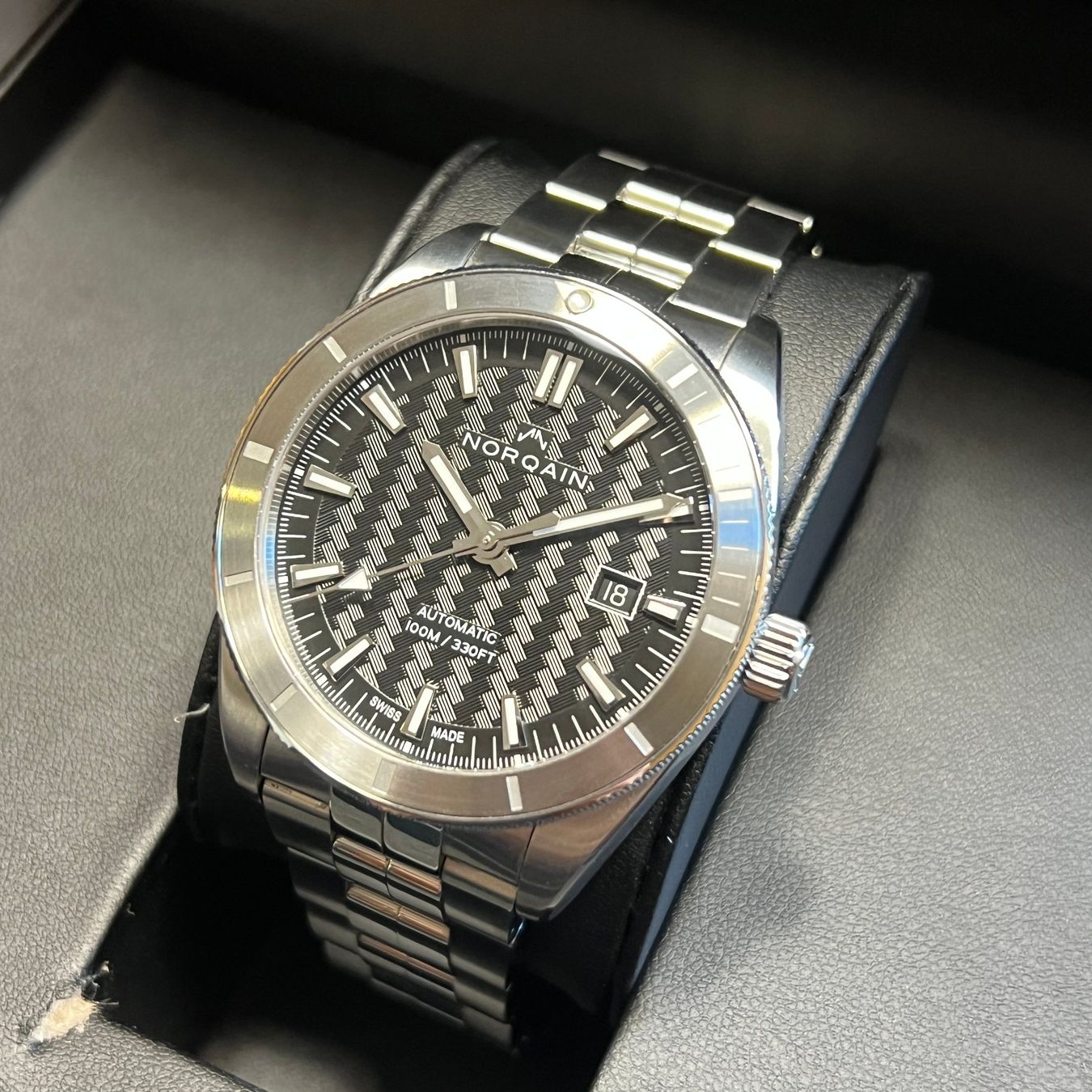 Norqain Orologi: FLASH SALE Norqain Automatic Date Full Set – Usato da Carouge GE venduto da Watchaser 2