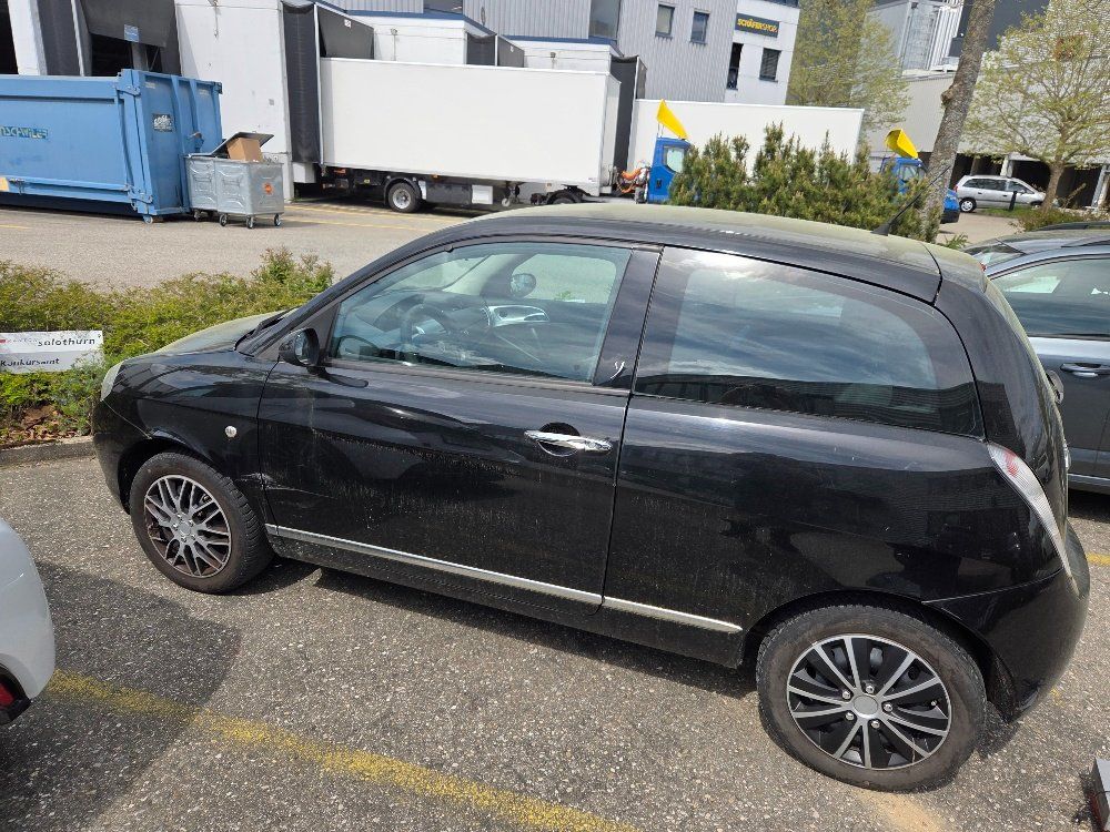 Lancia Autos: Lancia Ypsilon 1.4 – Gebraucht aus Oensingen von Konkursamt_SO 2