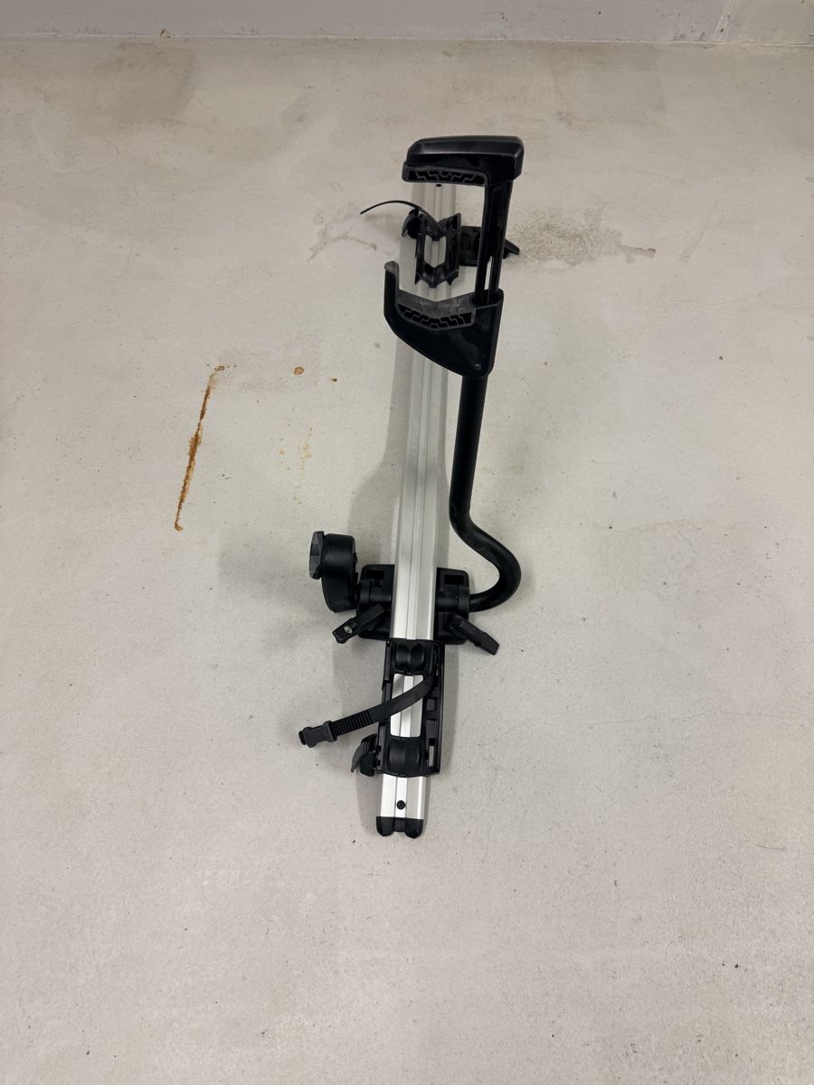 Thule Portapacchi: Porte-vélo de toit Thule – Usato da Zürich venduto da Vanadium01 1