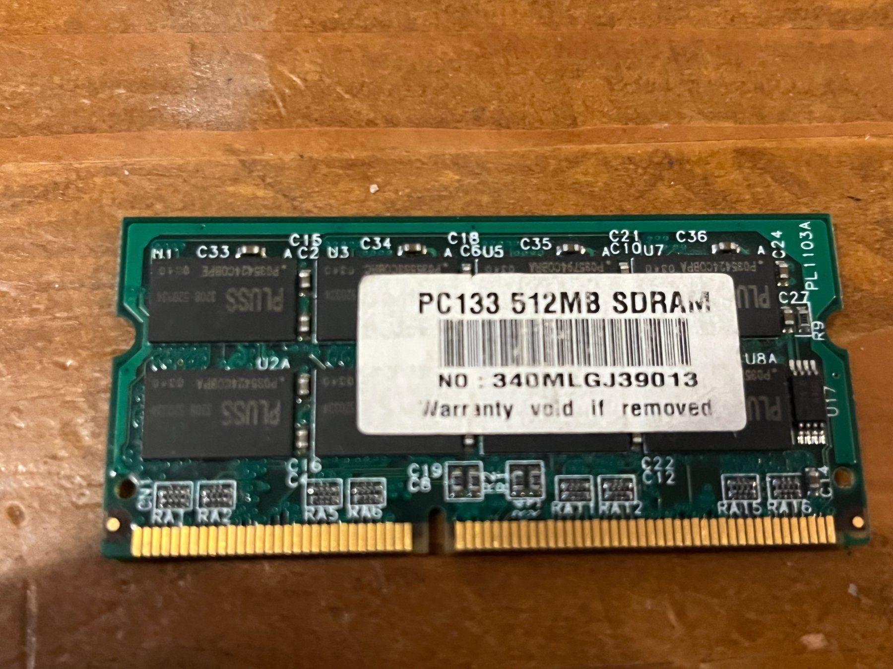 Memory / RAM: 512 SDRam PC133 – Gebraucht aus Winterthur von fla_hwg8