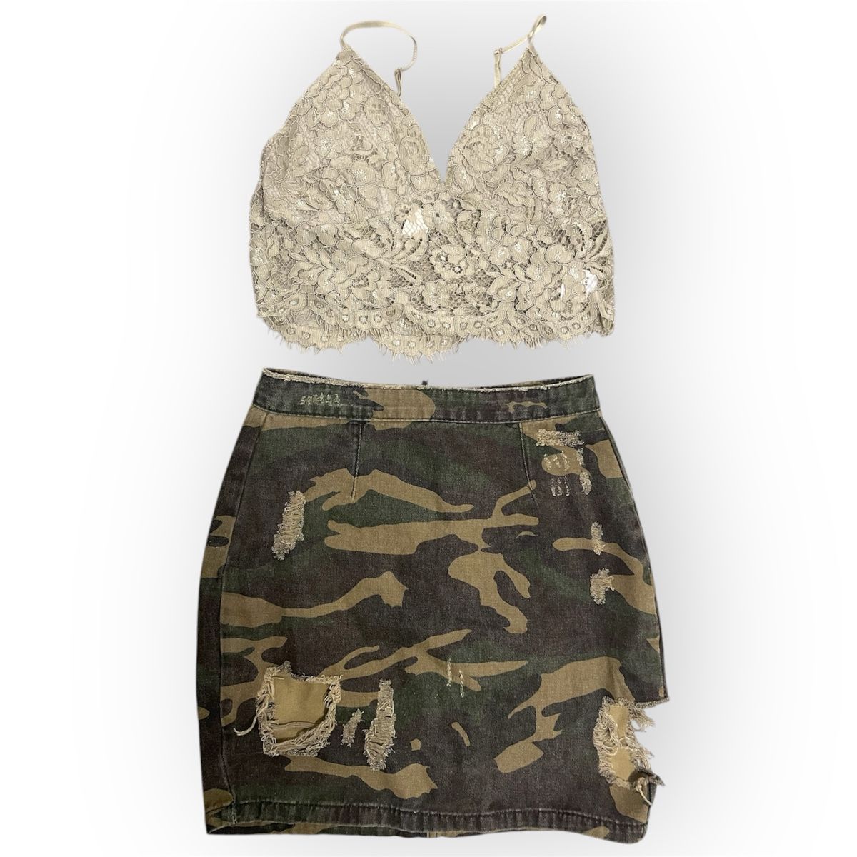 Kleiderpakete: Spitzentop & Camouflage Minirock Set Gr. M – Neu (gemäss Beschreibung) aus Urdorf von Anassor