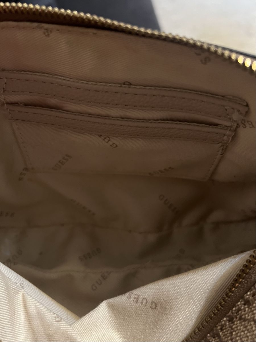 Guess Borse da donna: GUESS Handtasche braun Logoprint🤎 – Usato da Volketswil venduto da bounty_5 6