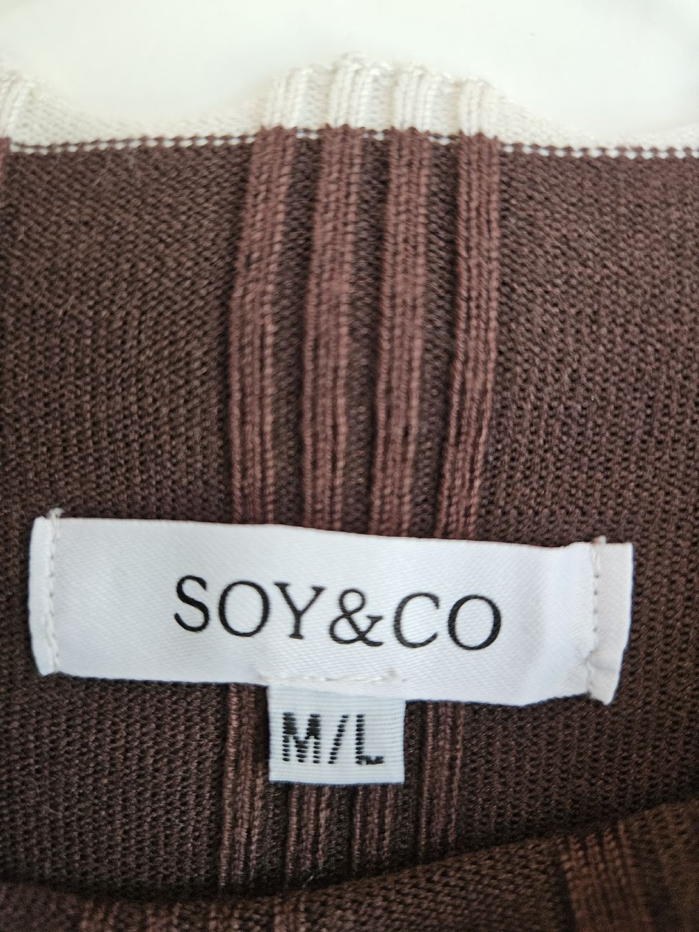 Pullover & Sweatshirts: Pullover mit Rüschen, braun / weiss – Gebraucht aus Ebikon von SecondChance_byM 2