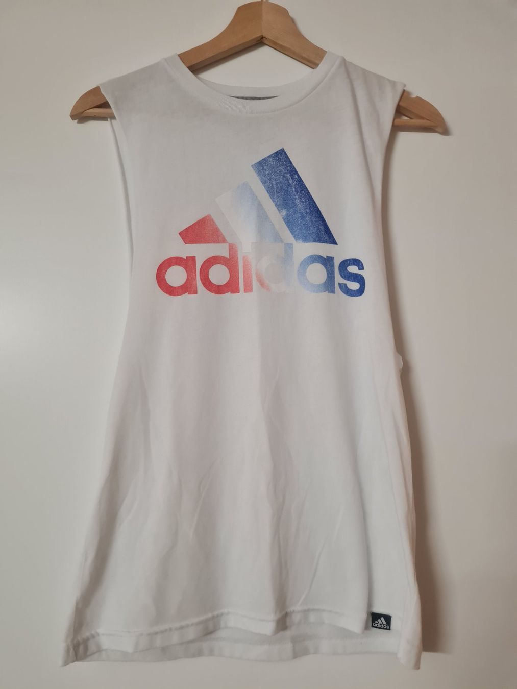 Adidas Top: Cooles Adidas Tanktop XS – Usato da Liebefeld venduto da fio_xf7g