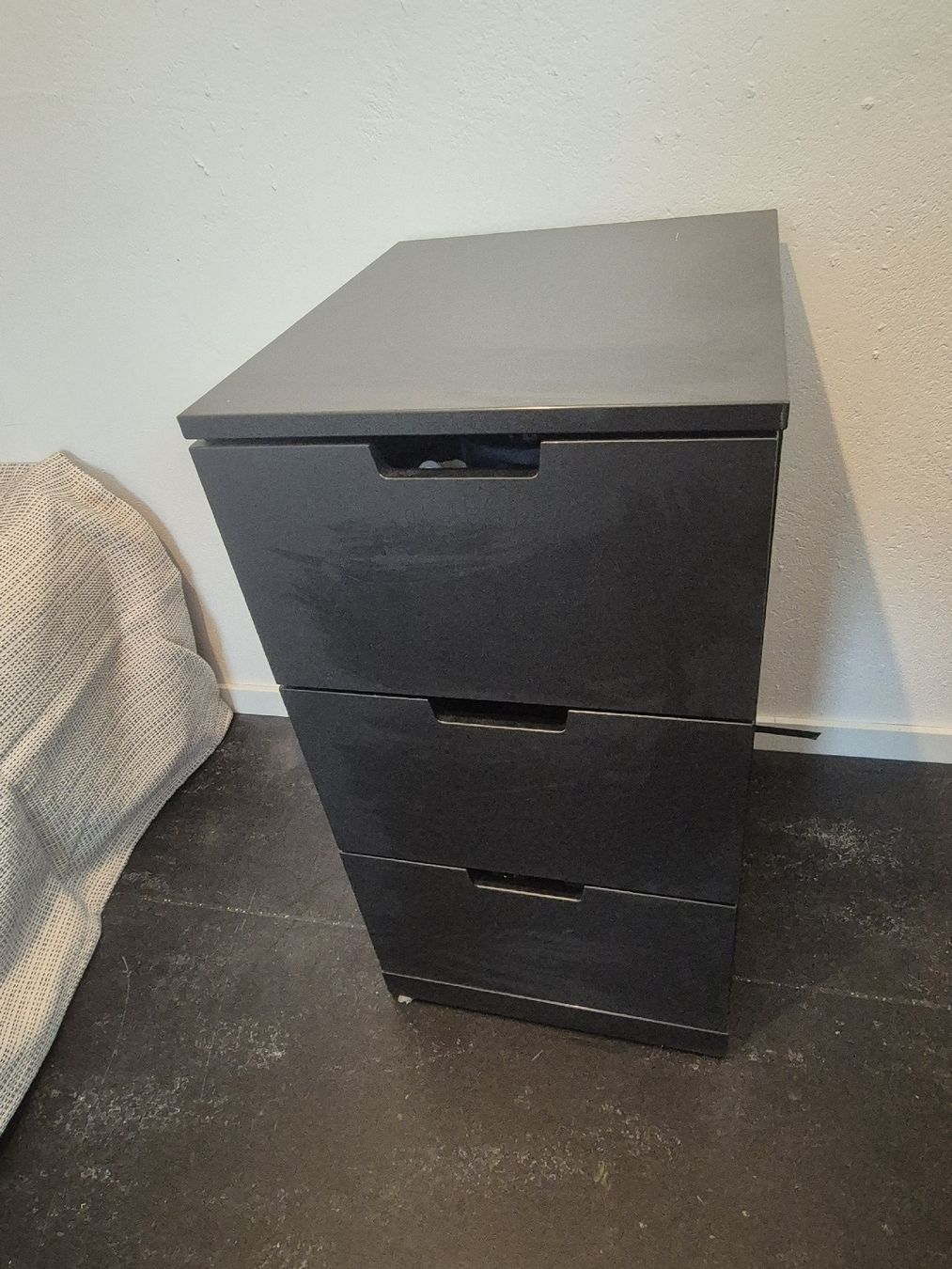 Ikea Cassettiere: NORDLI Kommode mit 3 Schubladen, anthrazit, 40x76 cm - IKEA  – Usato da Baden venduto da midewe 2