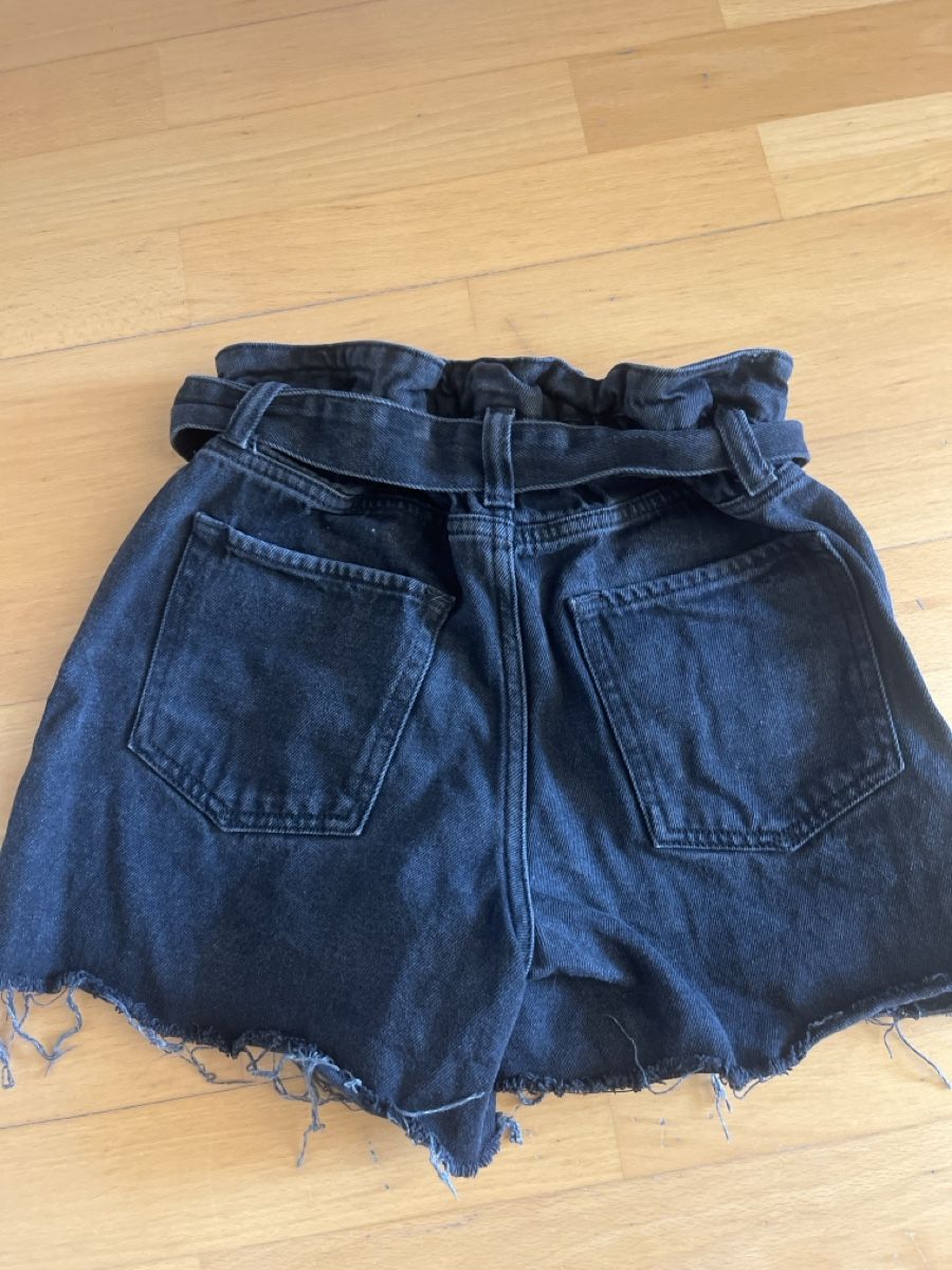 Allsaints Jeans: All Saints Jeans Shorts  – Gebraucht aus Kilchberg ZH von asrael02 1