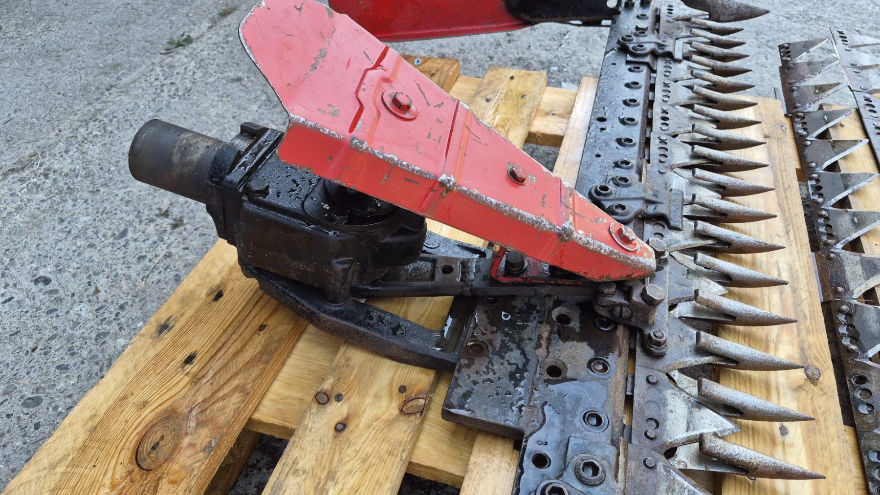 Zubehör Traktoren & landw. Fahrzeuge: Messerbalken mit Ausleger – Defekt aus Niederwil AG von Maeder_AG 5