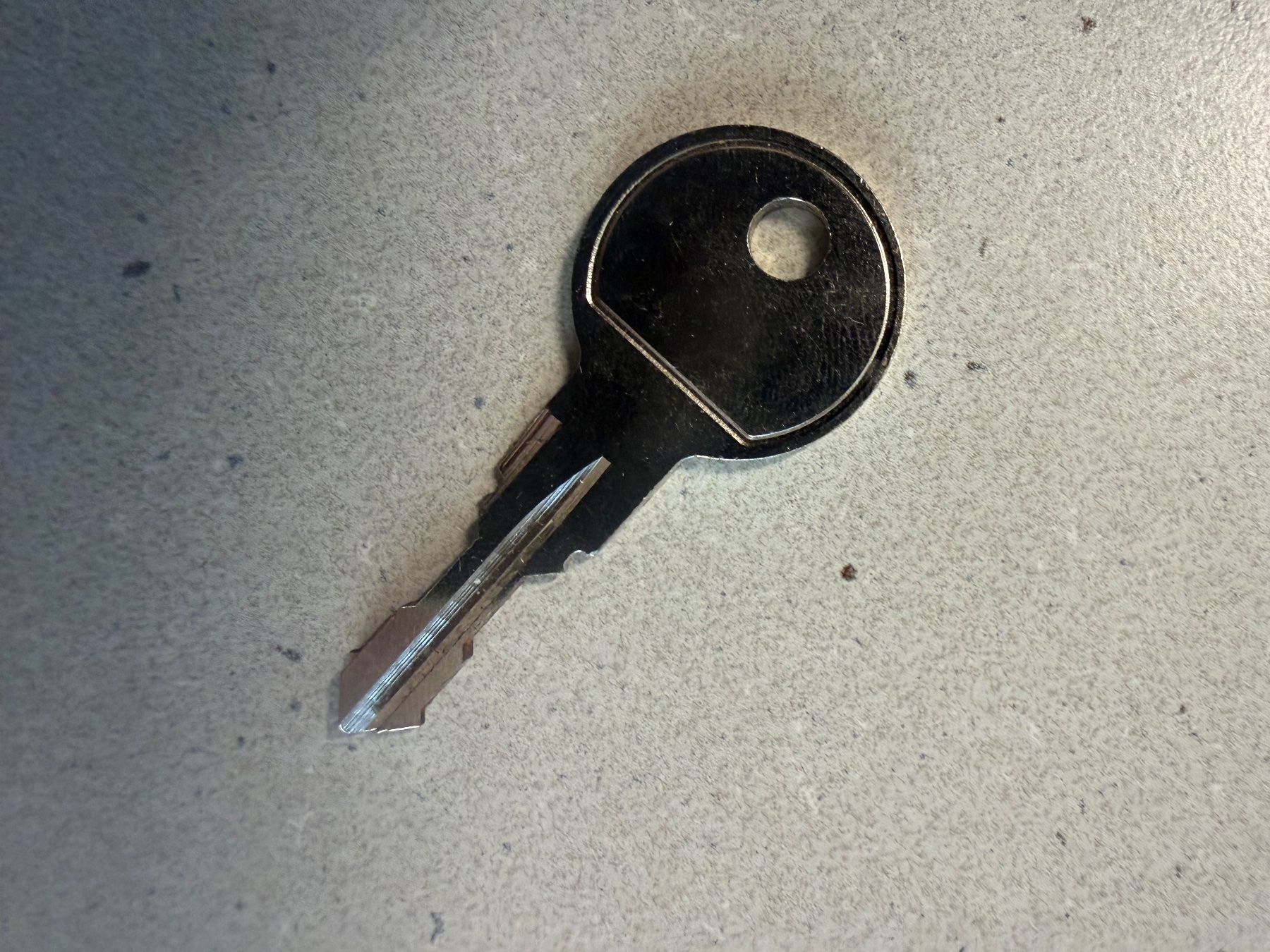 Thule Dachträger: THULE SCHLÜSSEL N096 / THULE KEY N096 – Gebraucht aus Reiden von asdf1692 1