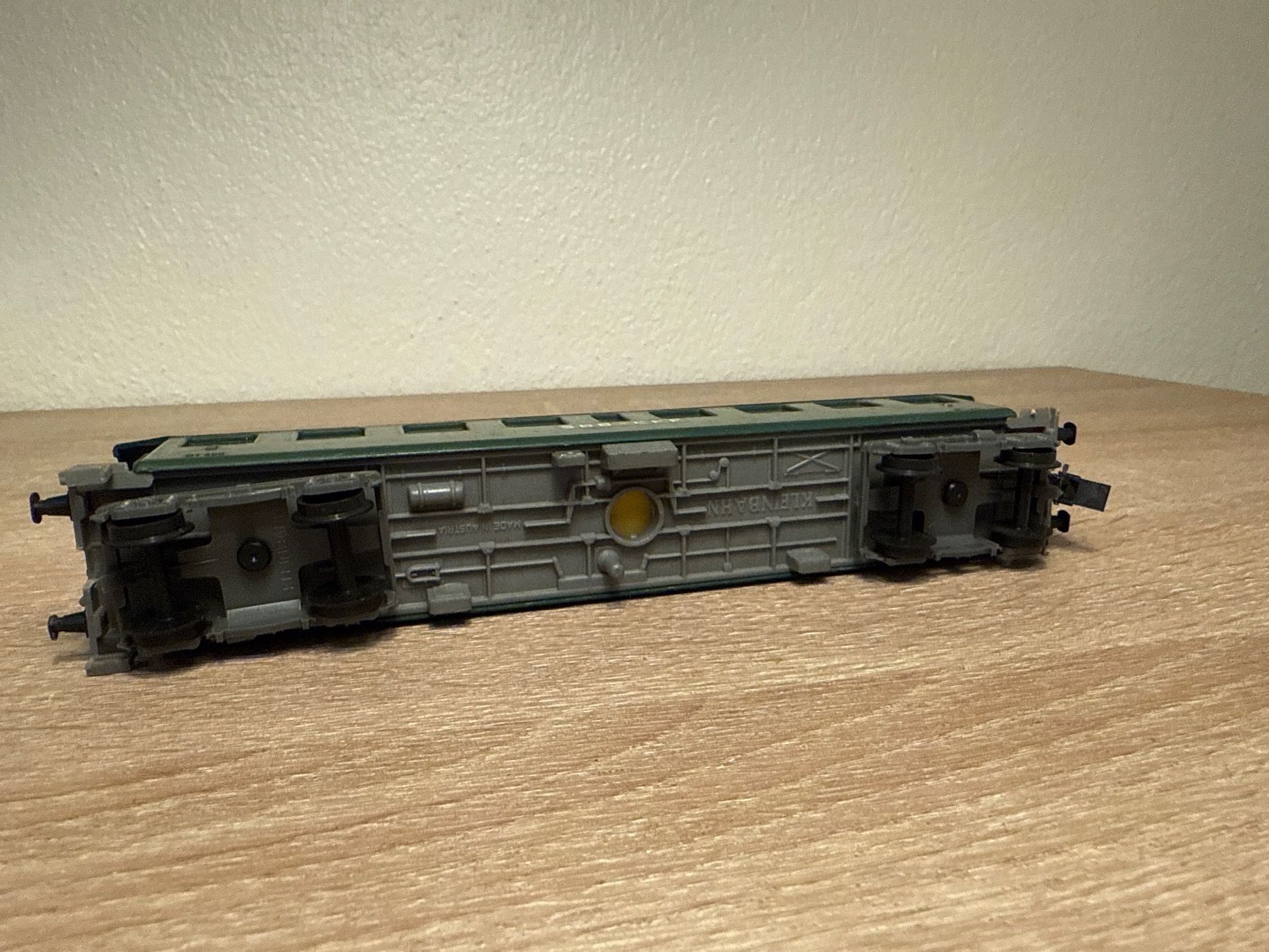 Kleinbahn Modelleisenbahnen: Kleinbahn Personenwagen SBB H0 – Gebraucht aus St-Aubin-Sauges von Lo_Go 4