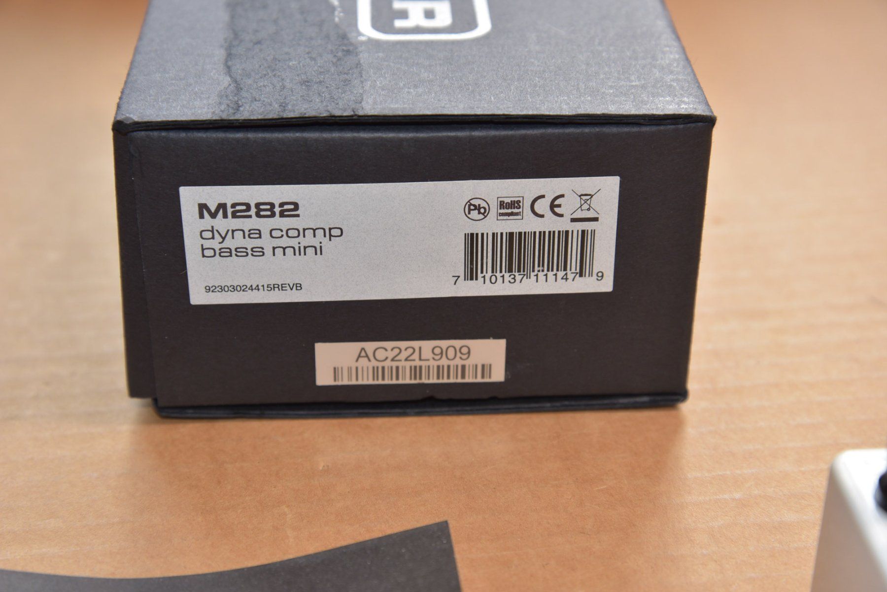 Strumenti musicali: MXR Dyna Comp Bass Mini Compressor M282 - Dunlop – Nuovo e nell'imballaggio originale da Basel venduto da Bertob 6