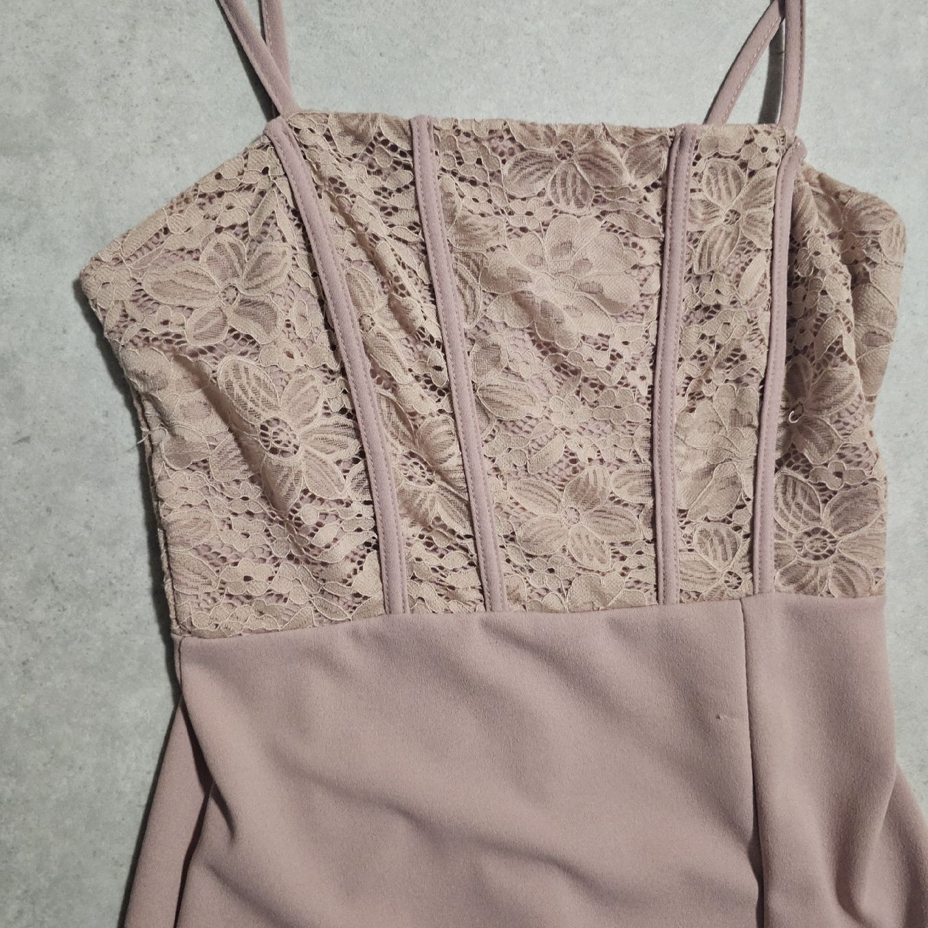 Vestiti: Robe rose poudré taille M ✨ – Usato da Sornetan venduto da T.a333 1