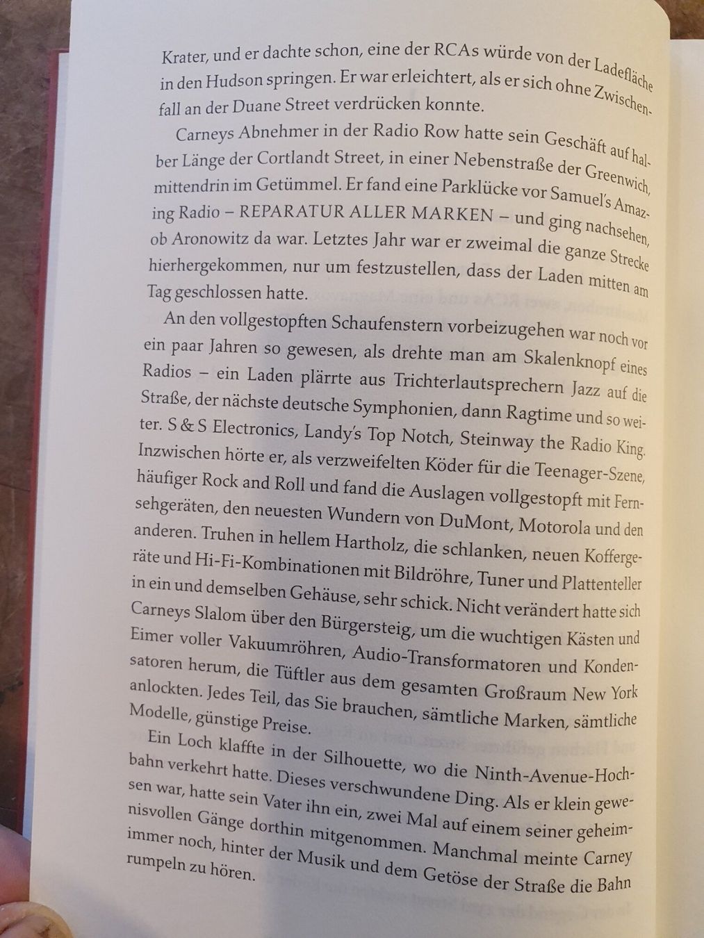 Bücher: Harlem Shuffle - Colson Whitehead - Hanser – Gebraucht aus Zürich von loosebone 6
