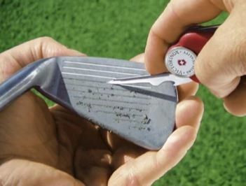 Victorinox Taschenmesser: Golf Tool von Victorinox red transparent – Neu und originalverpackt aus Koppigen von Bracher_Mail-House 2
