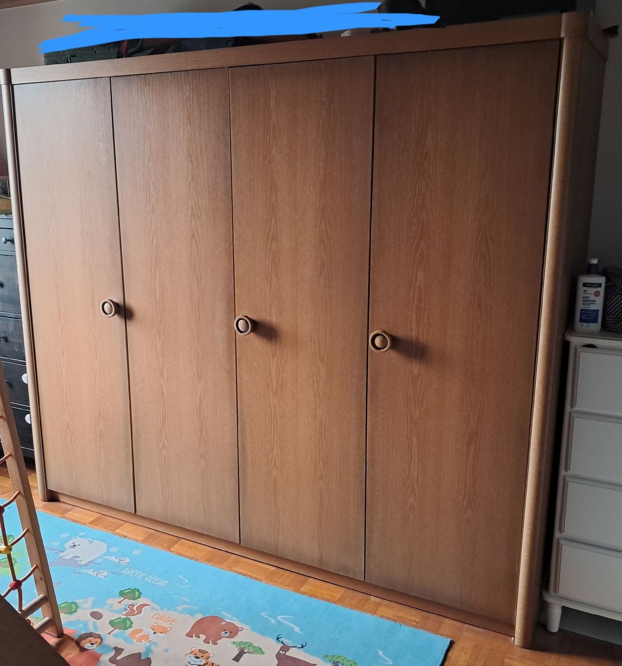 Schränke: Kleiderschrank Holz – Gebraucht aus Boll von Fabischa