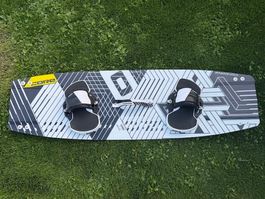 CORE Fusion 3 Kiteboard 137 inkl. Fusspads – top Zustand