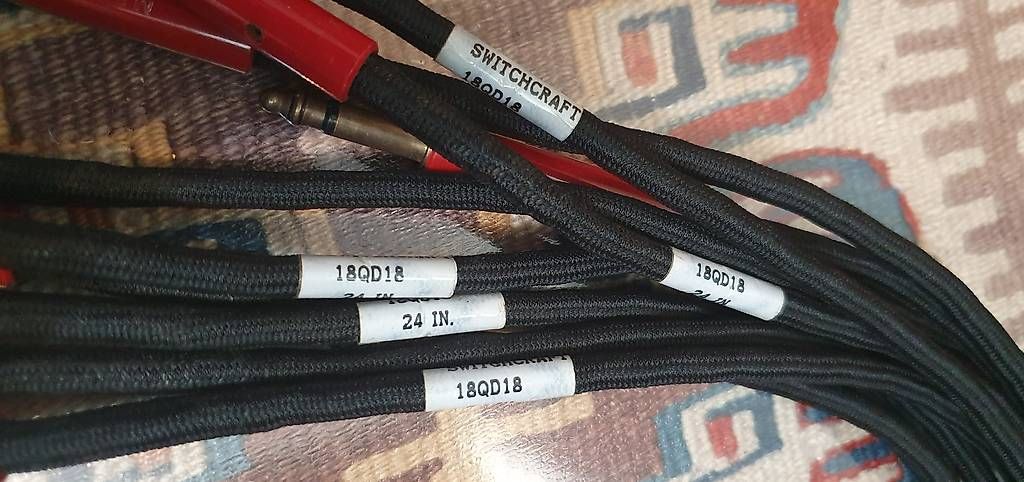 Strumenti musicali: 10x Switchcraft 18QD18 TRS 2ft – Usato da St. Imier venduto da Lautar_Vega 1