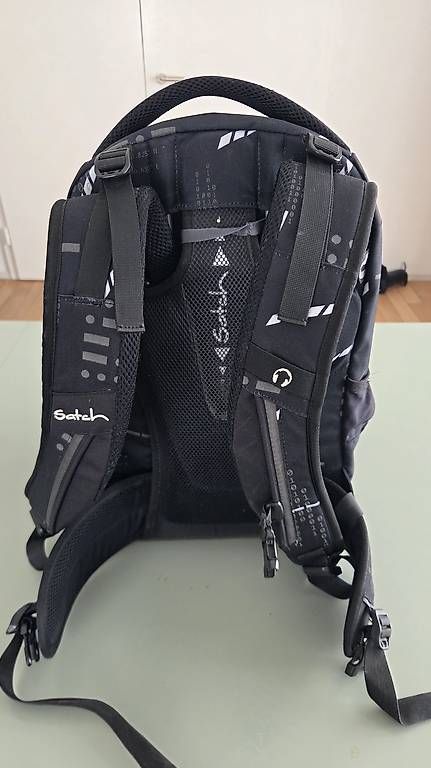 Satch Borse & Zaini: Satch Match Ninja Matrix Schulrucksack – Usato da Urdorf venduto da Winzer 1