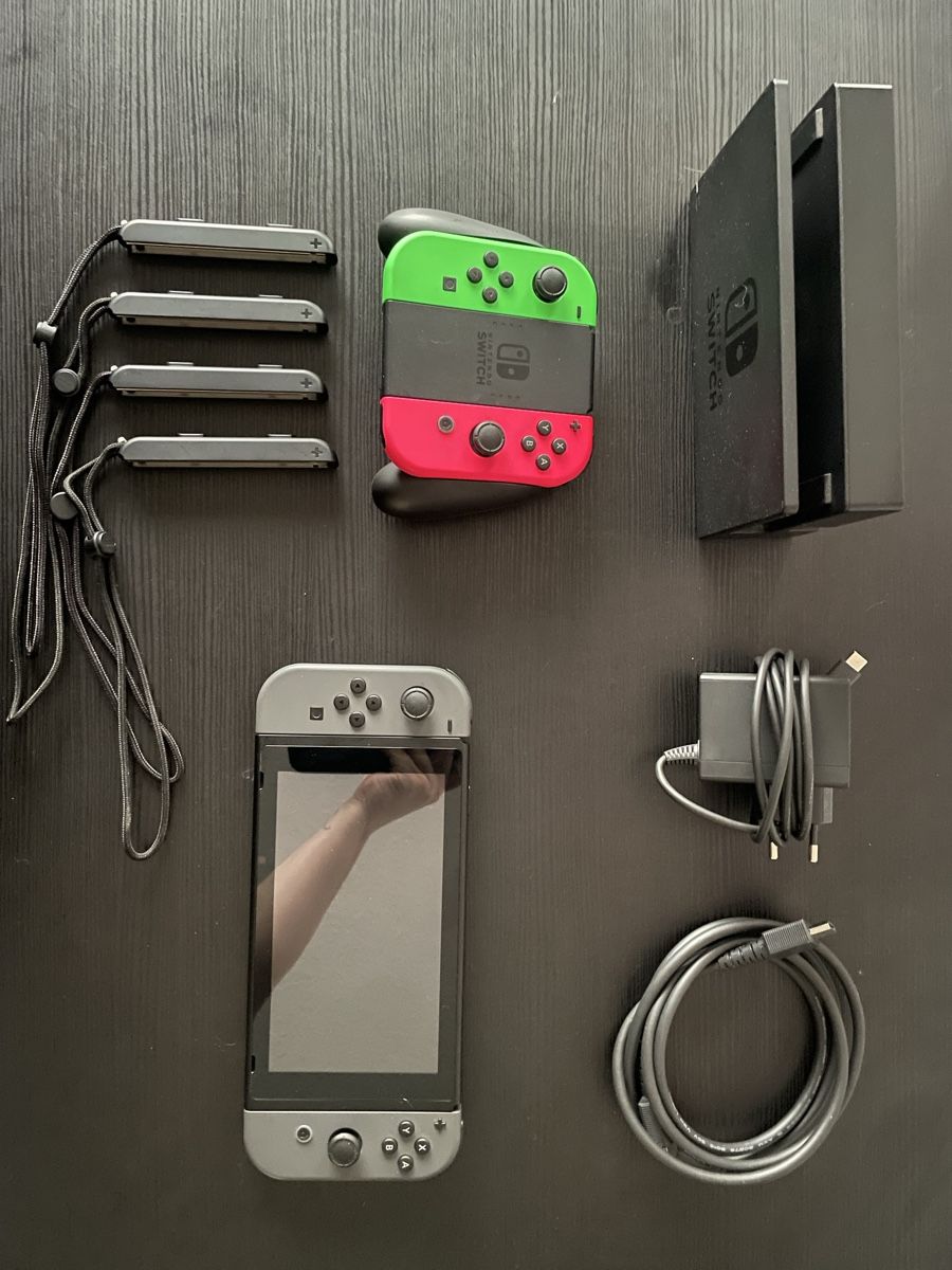 Nintendo Konsolen: Nintendo Switch Konsole mit Zubehör – Gebraucht aus Grenchen von sabi.sk92 1