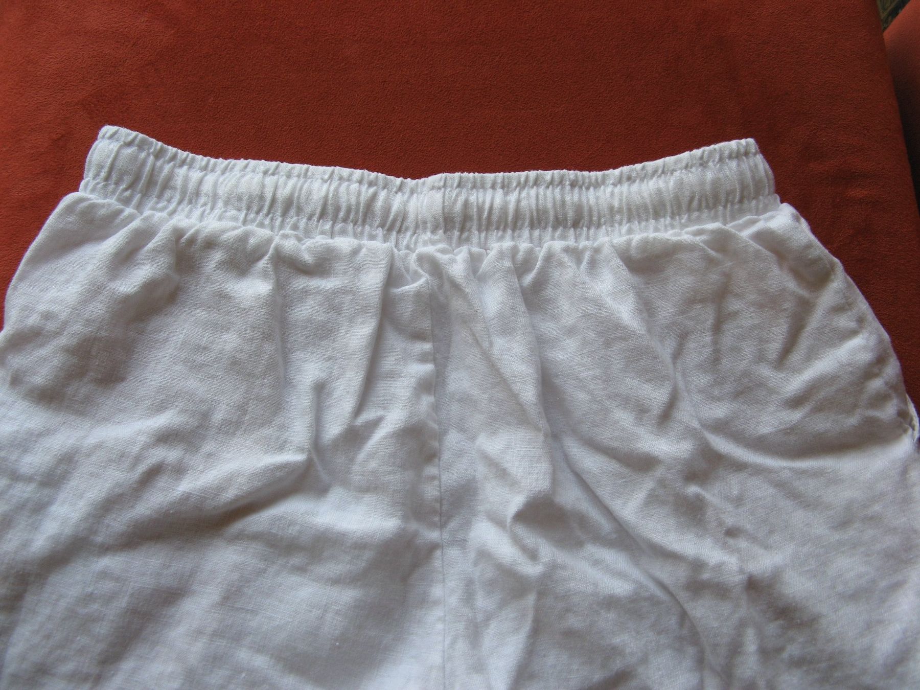 Na-kd Pantaloni: weisse Leinen Shorts Gr. 36 Na-kd – Usato da Zürich venduto da apil 5