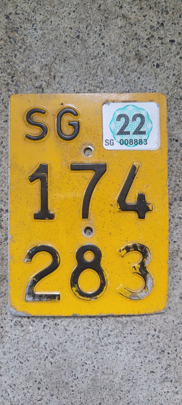 Mofas: Mofa Nummer SG 174283 – Gebraucht aus Emmenbrücke von ReadySI