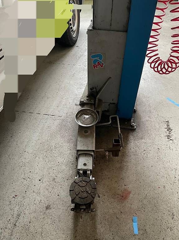 Piattaforme elevatrici & Crick: Autolift Ravaglioli 3.2 to – Usato da Eriswil venduto da JD7811