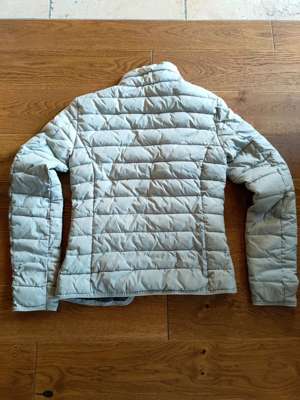 Only Vestes: Leichte Daunenjacke xs – D'occasion à Les Moulins par alicia017 1