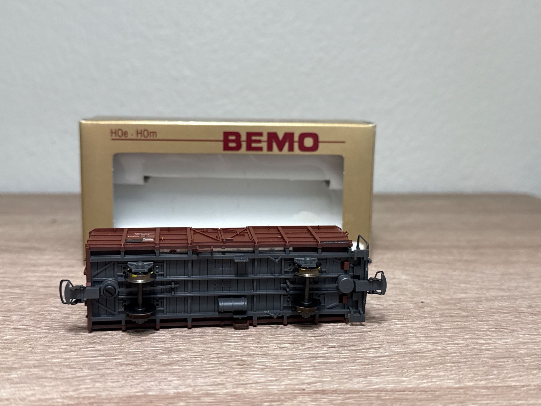 Bemo Modellini di ferrovie: Bemo 2255 172 Güterwagen RhB H0m – Usato da St-Aubin-Sauges venduto da tantome 4