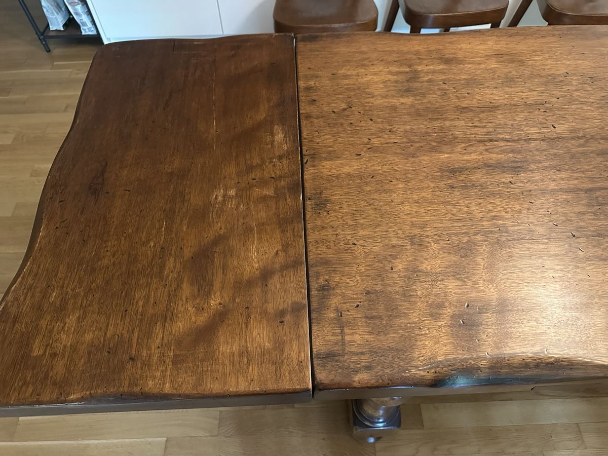 Tavoli: Alter, massiver Beizentisch – Usato da Weiach venduto da Gismo049 5